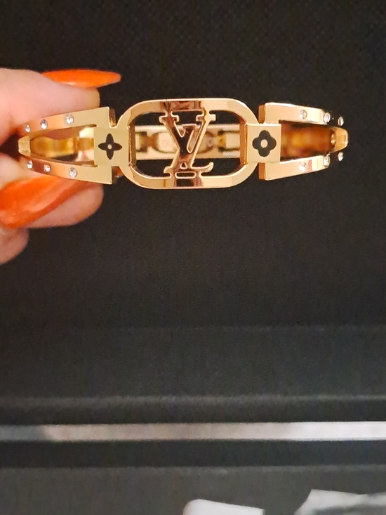 Fashion Jewelry Jewelry - Fashion Jewelry Gold Tone Bracelet with Black Accents